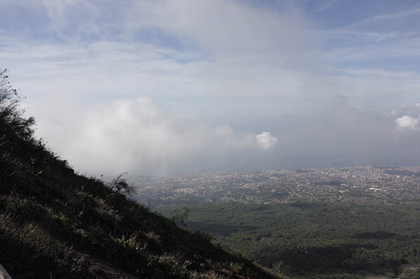 Ercolano e Torre del Greco viste dal cono del Vesuvio FP